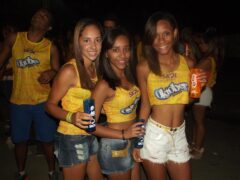Oktober 10 Anos